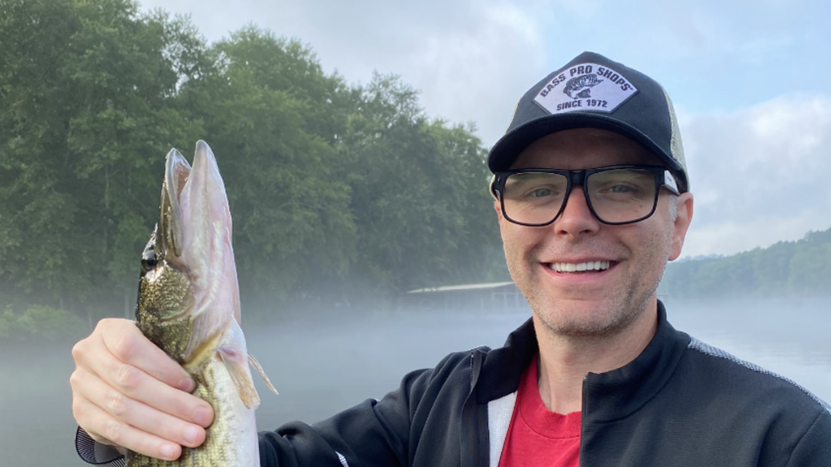 Bobby Sponsoring His High School’s Fishing Team | The Bobby Bones Show | The Bobby Bones Show