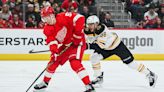Detroit Red Wings score 4 early, hold on for 5-3 win over Boston Bruins