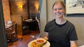 Restaurant reviews on social media reveal diners' snarky side