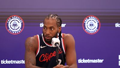 Kawhi Leonard planning to play in Clippers' season opener following another offseason knee procedure