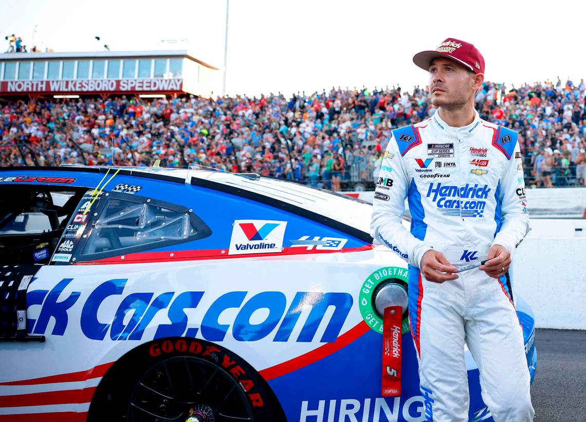 Coca-Cola 600 live updates: Kyle Larson’s ‘double’ in serious jeopardy, latest on Trump visit