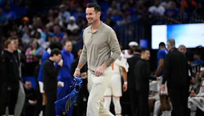 Lakers sorprenden y contratan al exjugador JJ Redick como nuevo entrenador, según fuente AP