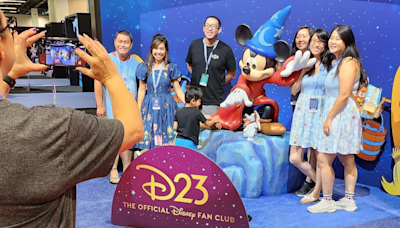 'Grey's Anatomy' cast reminisces about last 20 years at D23