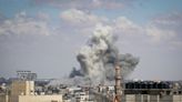 Israel ordena a 100.000 palestinos evacuar partes de Rafah y Hamas denuncia una “escalada peligrosa”