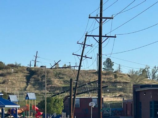 Intense winds down power lines, close schools, leave thousands without power in Colorado Springs