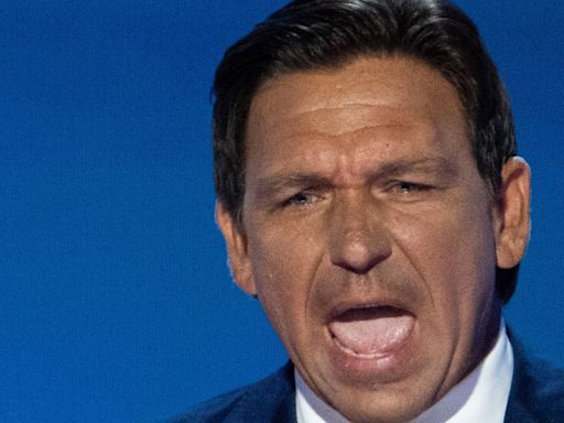 Ron DeSantis' Weirdest Habit Is Creeping People Out All Over Again After RNC Speech