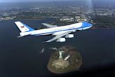 Air Force One photo op incident