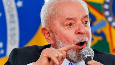 Lula a empresários: ‘Povo mais pobre não compra dólar, compra comida’