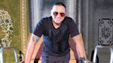 Elvis Crespo conquista a Puerto Rico en el 25 aniversario de “Suavemente”