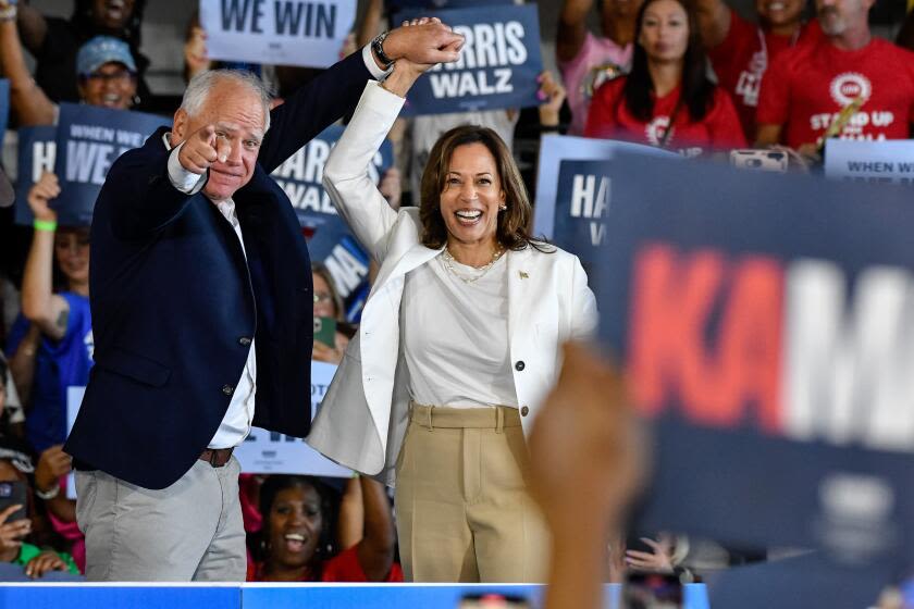 Granderson: Is Harris or Trump fighting for workers? The union crowd in Detroit says it all