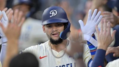 Dodgers ride 6-run first to victory over Guardians