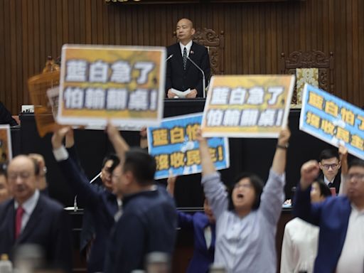 選罷法罷免連署附身分證影本條款逕付二讀 藍白挾人數優勢成功闖關