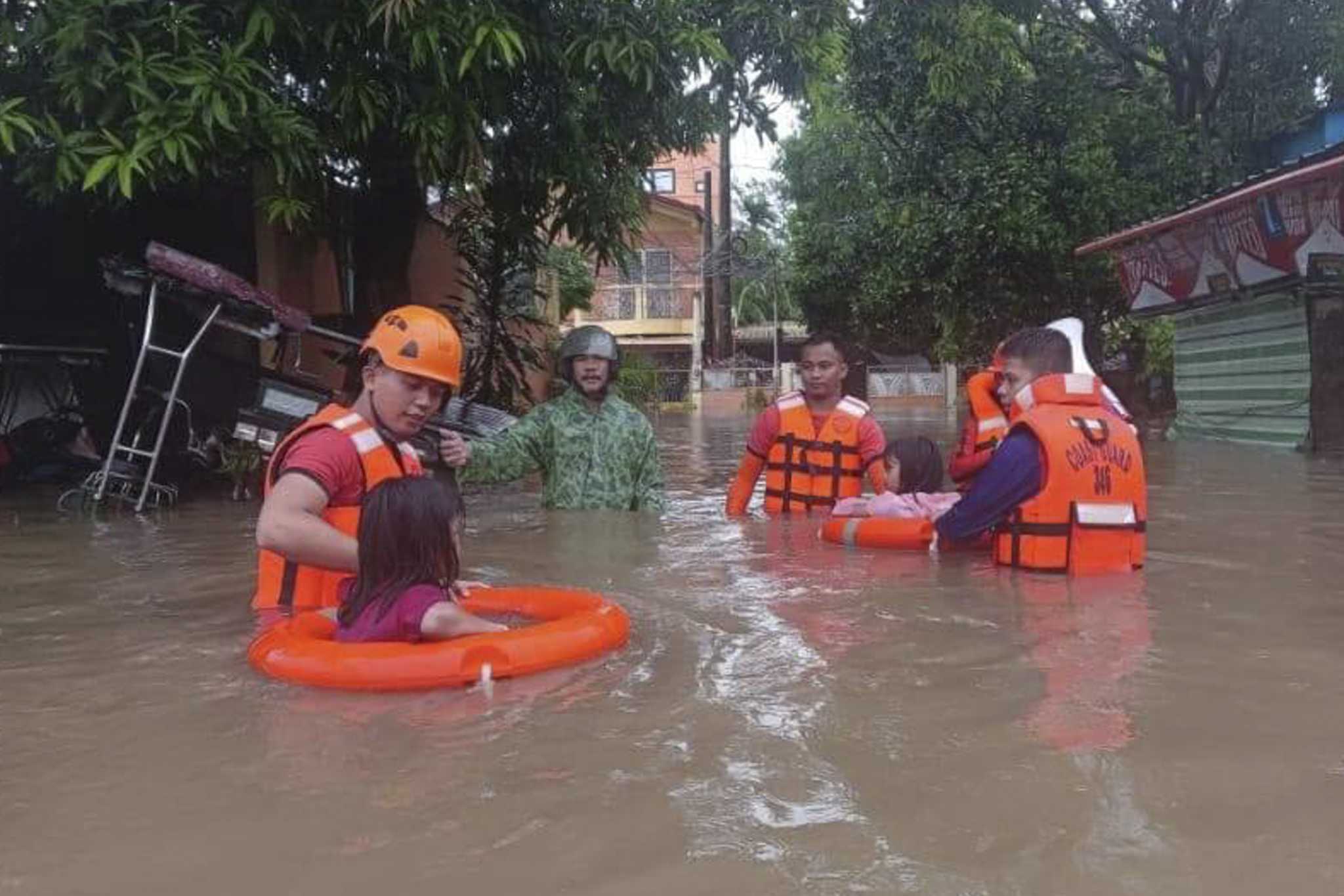 Typhoon leaves at least seven people dead and thousands displaced in the Philippines