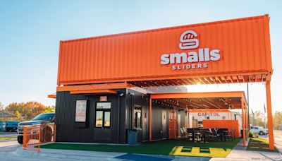Drew Brees-backed burger chain Smalls Sliders to build first Houston locations - Houston Business Journal