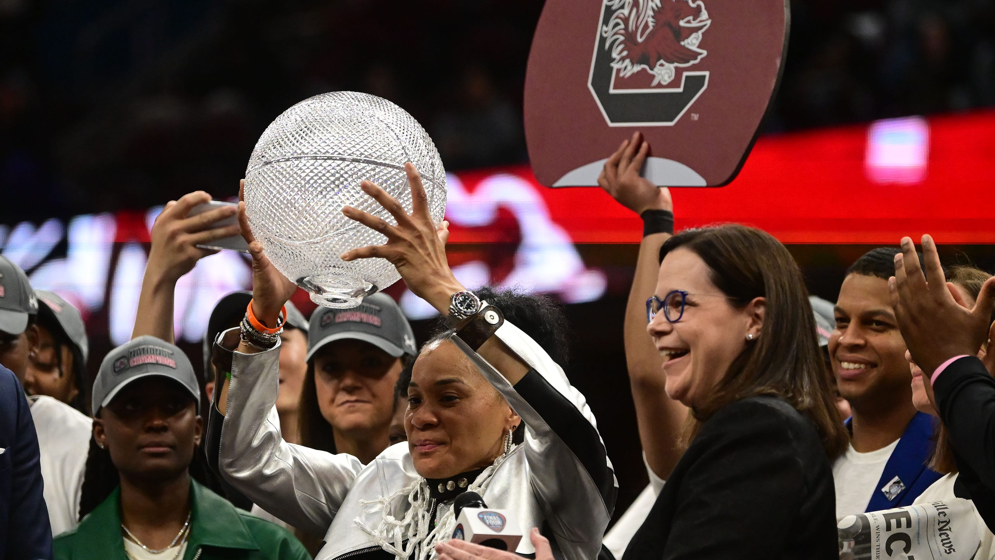 South Carolina women's basketball's Dawn Staley makes history with SLAM Magazine cover