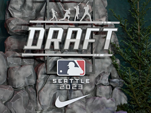 MLB warns teams to stop advising American teenagers on trick to avoid amateur draft, per report