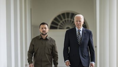 Zelenskiy to Push Biden on NATO Invite, Visit US Arms Factory