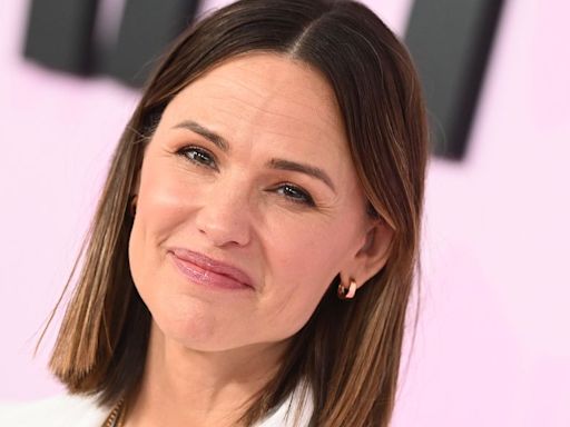 Jennifer Garner Details How Much Of A ‘Wreck’ She Was Over Daughter’s Graduation