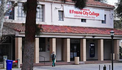 Desalojarían a alumnos de Fresno City College tras recortes, aunque ya hay fondos