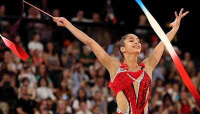 Rhythmic Gymnastics-Italy's Raffaeli leads individual all-around qualifiers