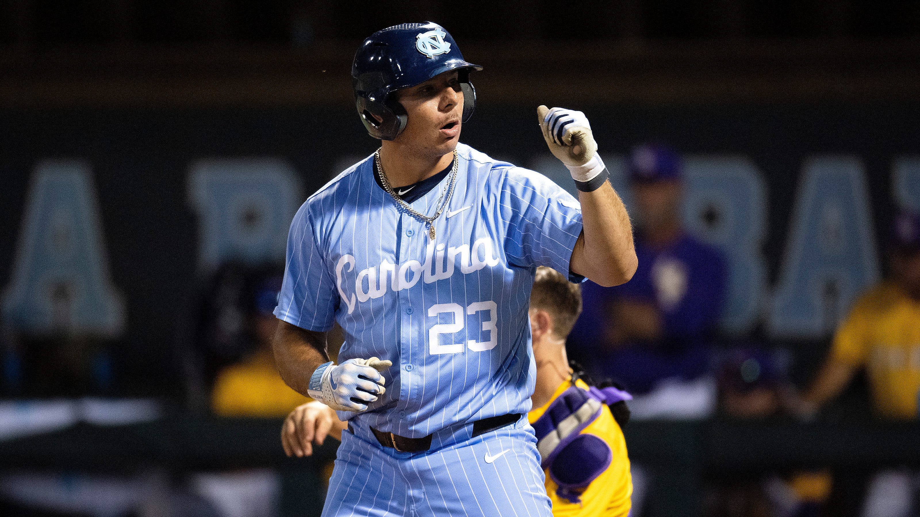 UNC baseball score: Tar Heels beat LSU to win Chapel Hill Regional