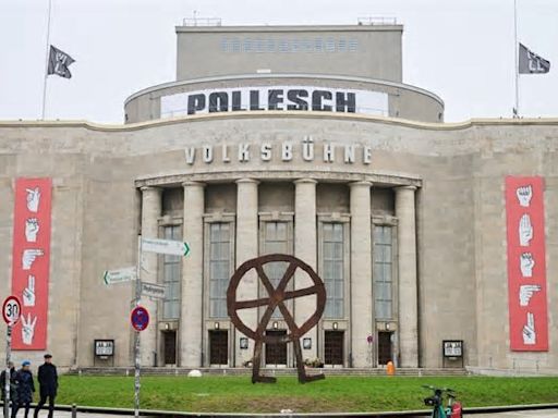 Berliner Volksbühne: Gedenken an René Pollesch – Bloß nicht im Gefühl sudeln