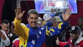 Elecciones en Venezuela: durante su proclamación, Nicolás Maduro cantó junto a argentinos que se proclamaron “soldados de Perón”