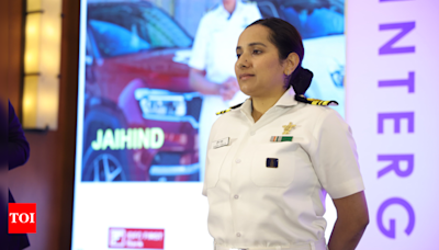 Lieutenant Commander Shristi Thakur, only woman climber among delegations from 13 nations, represents India | India News - Times of India