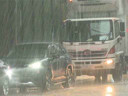 大雷雨轟高屏 7縣市大雨特報下到晚上