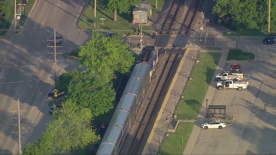 Metra service delayed in Bartlett after pedestrian struck and killed by train, police say