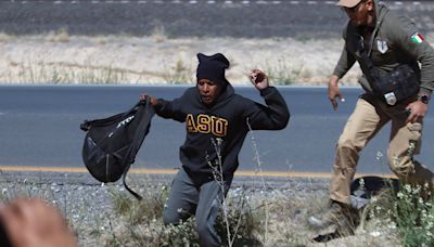 Migrantes y activistas denuncian operativos "inhumanos" en el desierto del norte de México