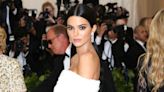 Kendall Jenner se deja ver al natural y sin filtros mientras comparte sus secretos de belleza para una piel radiante - La Opinión