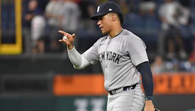 Juan Soto surprises Make-A-Wish kid at stadium, introduces him to other Yankees