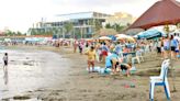 Turismo desdeña contaminación de las playas; sin miedo a una infección