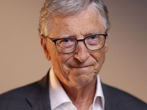 Beneficios ecológicos de la IA superarán sus emisiones: Bill Gates