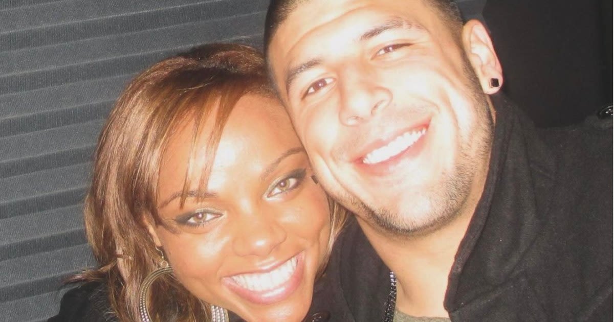 Aaron Hernandez’s Fiancee Slams Tom Brady Roast Jokes