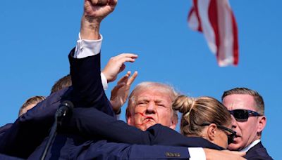 Evacuan a Donald Trump en Pensilvania: Reportan disparos en evento de campaña