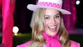 Barbie: Margot Robbie recibe pastel de cumpleaños durante la premiere en Corea del Sur