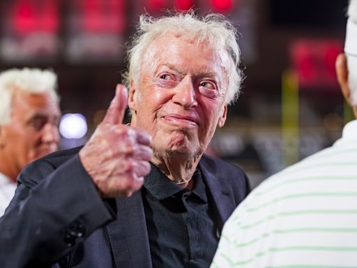 Phil Knight may foot the bill, but Oregon AD says Ducks’ recruiting success is ‘a lot more than NIL’