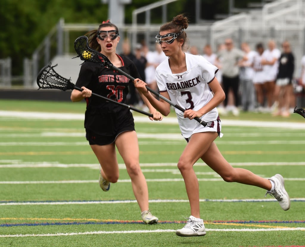 Broadneck girls lacrosse uses 8-goal second quarter to break away from Walt Whitman for 16-8 4A state semifinal win