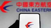 東方航空原定由上海飛香港客機因出現故障信息轉飛廈門 - RTHK