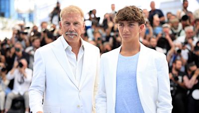 Kevin Costner presentó a su hijo Hayes en Cannes: looks engamados, debut en la pantalla grande y un nombre muy particular