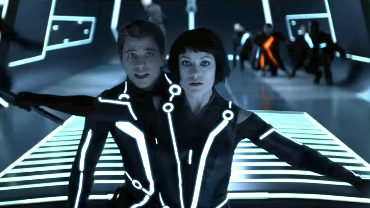 Tron: Ares Is Apparently Bringing Back A Huge Legacy Cast Member, And I Think This Means Something Pretty Big