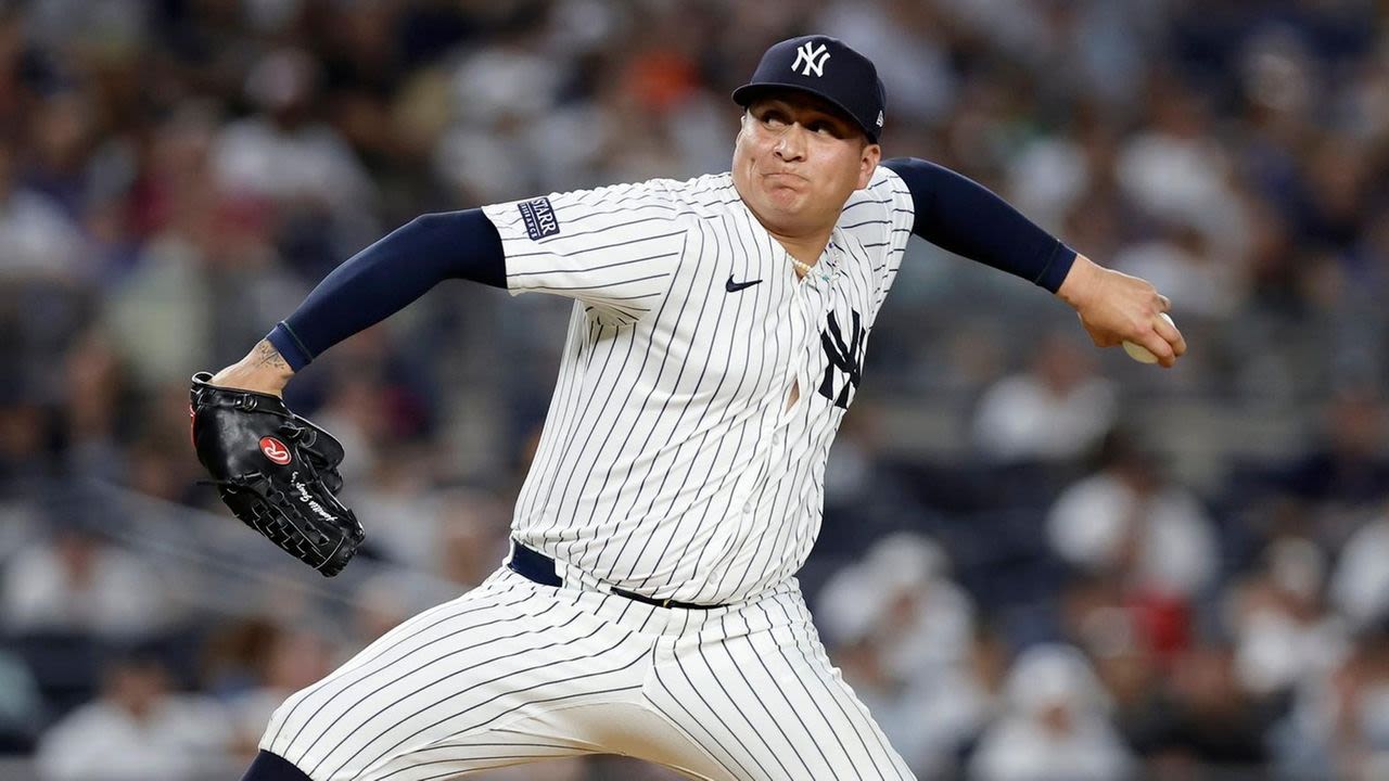 Yankees shuffle the deck in bullpen, DFA Gonzalez