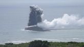 日本硫磺島外海出現新小島！海底火山爆後「堆積物形成」 誕生畫面曝