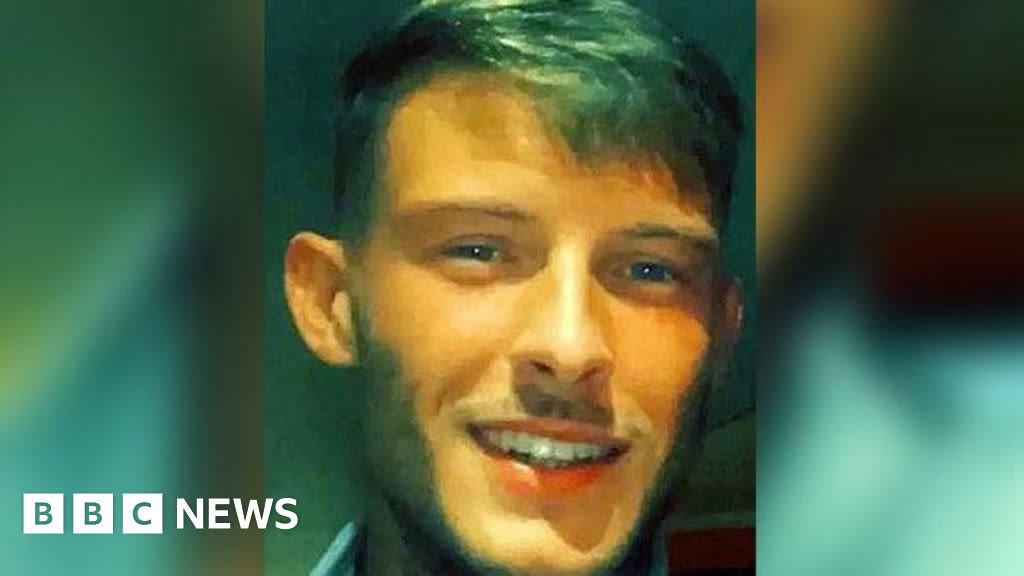 Doncaster: Drug driver and girlfriend died in pick-up crash