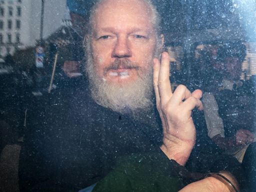 Cronología del caso Julian Assange: ¿qué hizo y de qué acusan al fundador de WikiLeaks?