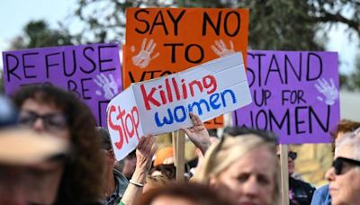 El mandatario australiano califica la violencia contra las mujeres como una "crisis nacional"