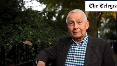 Frank Field, Labour peer, dies aged 81