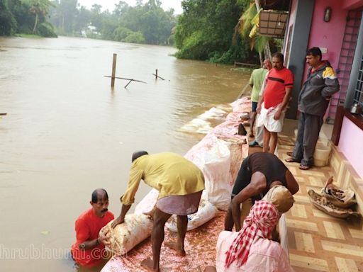 Meenachil River and tributaries overflowing: Rain inundates homes and fields in Kottayam